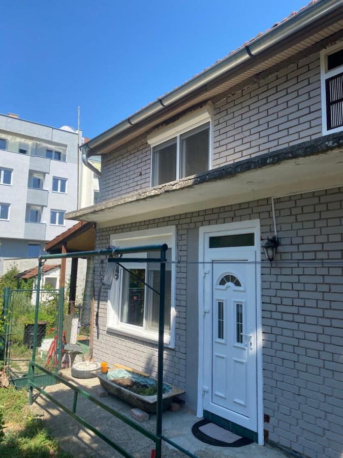 Apartment Escape Novi Sad Ngoại thất bức ảnh